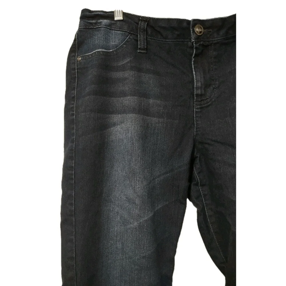 ELLE Jeans Women's 16R Stretch Tapered Leg Blue Denim Pants‎  Whiskering Pockets